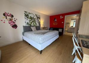 Lyrios Vacation Rentals - Legacy