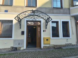 Przy Żelaznym Moście
