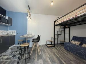 Appartement Studio - à La Rochelle - LR180-011