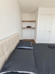 Grand T5 100m2 lumineux - climatisé - 10 min du centre-ville