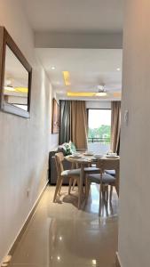 Elegant luxury apartment with 2 bedrooms 2 bathrooms
