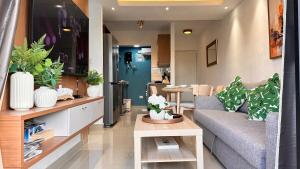 Elegant luxury apartment with 2 bedrooms 2 bathrooms