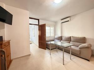 Aljaima III City Center & Beach Apartment