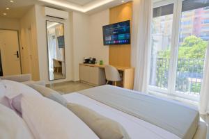 Aure Boutique Suites