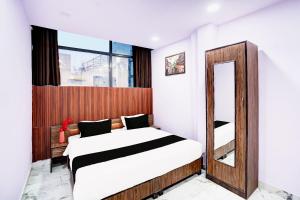 Super Collection O Hotel Star Inn Near By Hindon Airforce Mohan Nagar Ghaziabad