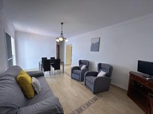 R1399 Casa Nina Pariles