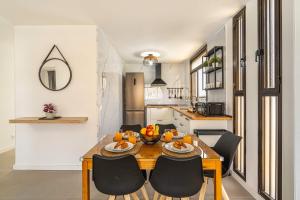 As de Casas - Royal 8 - Los Cristianos