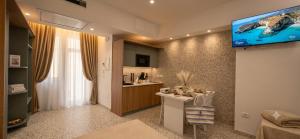 Salyn Apartments - The Heart of Tropea - Your Perfect Stay