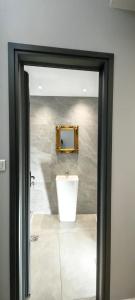 Monastiraki living 2