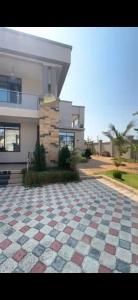 Rj Executive Apartments