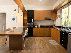Zen Cove Villa - 5-Min Walk to Zen Beach, Srithanu