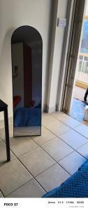 Studio Cannes Palais des Festivals Un Pied dans lEau