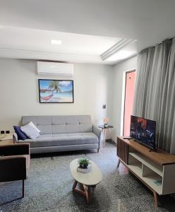 Flat com Piscina na Beira Mar