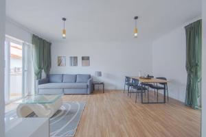 Bright & Comfortable flat in the Heart of Cascais