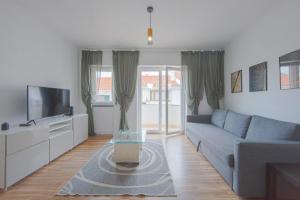 Bright & Comfortable flat in the Heart of Cascais