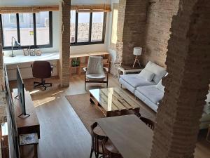 Temporary Rentals- Stylish terrace house