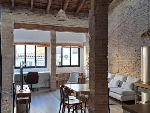 Temporary Rentals- Stylish terrace house