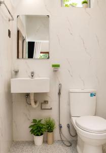 Solanaa Point - Villa & Loft Hiriketiya