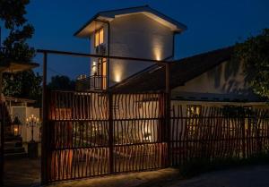 Solanaa Point - Villa & Loft Hiriketiya