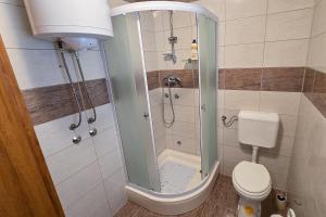 Garden Apartments Vir