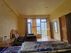 The Ki Retreat Shoja