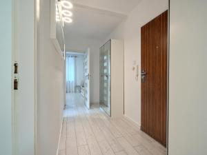Gdańsk Wrzeszcz Apt - Parks Nearby & City Access - by Rentujemy