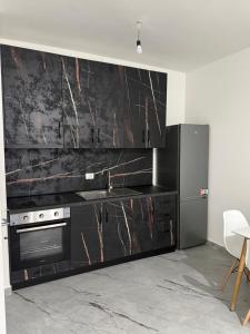 Sea View Apartments in Rana e Hedhun