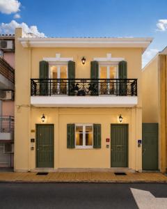 MANDO PATRASSO - Clasical apartment in the center of Patras with free parking