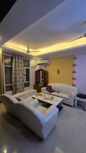 Spacious 3 bhk 3 washroom affordable convenient