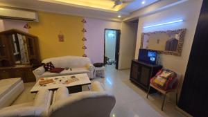 Spacious 3 bhk 3 washroom affordable convenient
