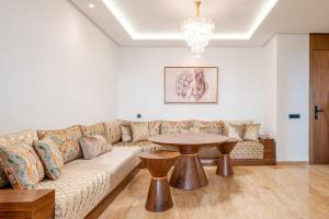 Appartement Familial avec Piscine Privée