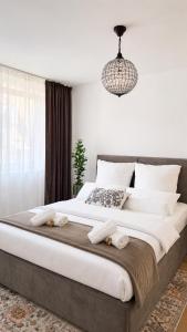 Zentrum Apartments Prime Location - Near Metro 24h Self Check-in, 65 Smart TV