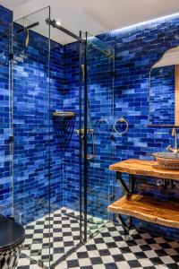 The Chic and Traditional Getaway
