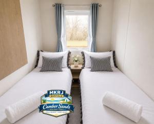 MKRJ LUXURY Parkdean Camber Sands - Partking Sleeps 8 - Pet Friendly - sp37
