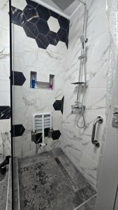Camera-Casa MADE