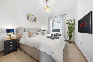 Sunny Golf - Luxury Penthouse - Rooftop Retreat