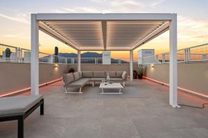 Sunny Golf - Luxury Penthouse - Rooftop Retreat