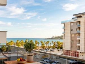 Blue Horizon Apartment