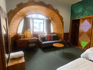 Cavi Rooms 505