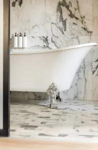 Beautiful Apartment Near Subway