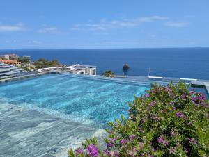Luxury Ocean View Apartment at Savoy Monumentalis