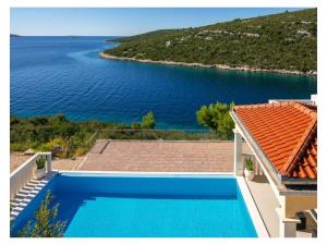 Villa Vese Vitez with heated pool