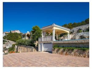 Villa Vese Vitez with heated pool