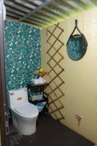 TRADITIONAL STILT HOUSE - The Bare Nest Retreat - Xóm Đung Homestay
