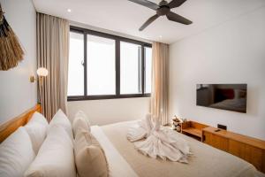 Six Palm 3 - 2BR Villa Rooftop Near Padang Beach