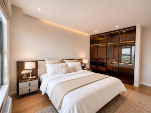 Mandala 365 Residential Tower