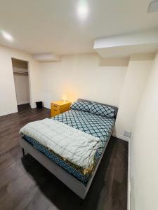 Niagara Falls 2 Bedroom Luxury Basement Apartment
