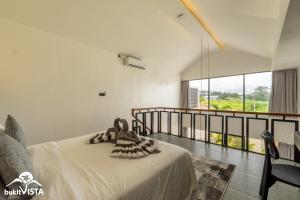 Villa Lyma by Bukit Vista