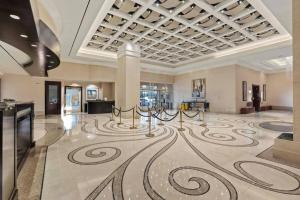Luxury MGM Studio with View & Amenities