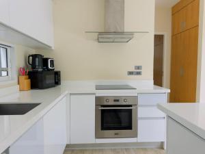 5 Minutes to Naiharn Beach, Private, Quiet and Cozy